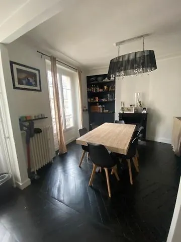 La Voisine D'Emilie In Paris Apartment
